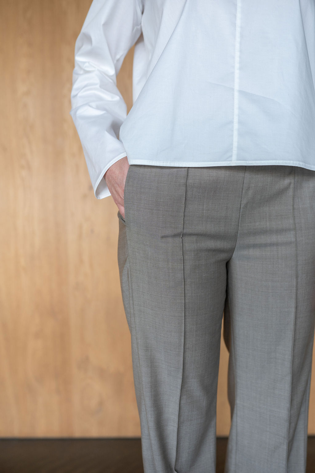 AVIN.A greige - Hose – Bild 6